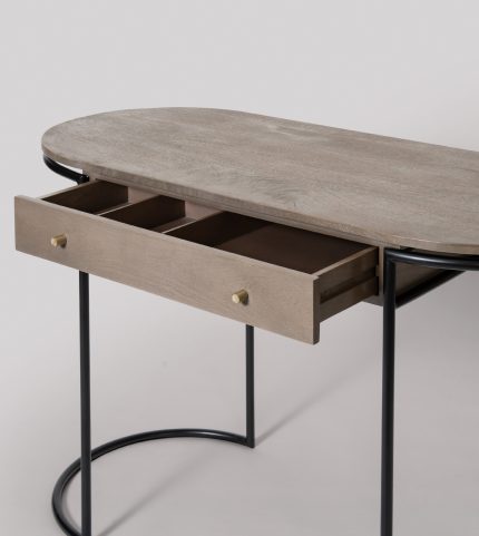 elson desk 2 dubai sharjah abu dhabi