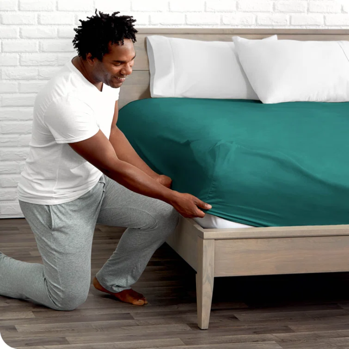 emerald fitted sheet 3 dubai sharjah abu dhabi