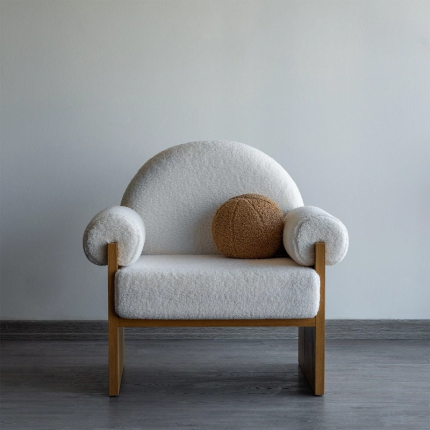 nehir ozbey armchair 1 dubai sharjah abu dhabi